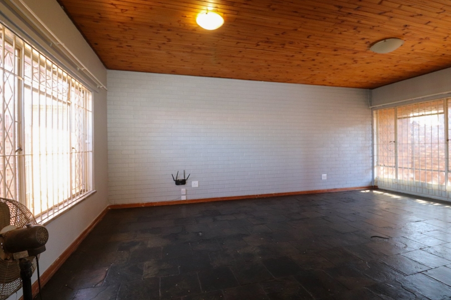 1 Bedroom Property for Sale in Flamwood North West